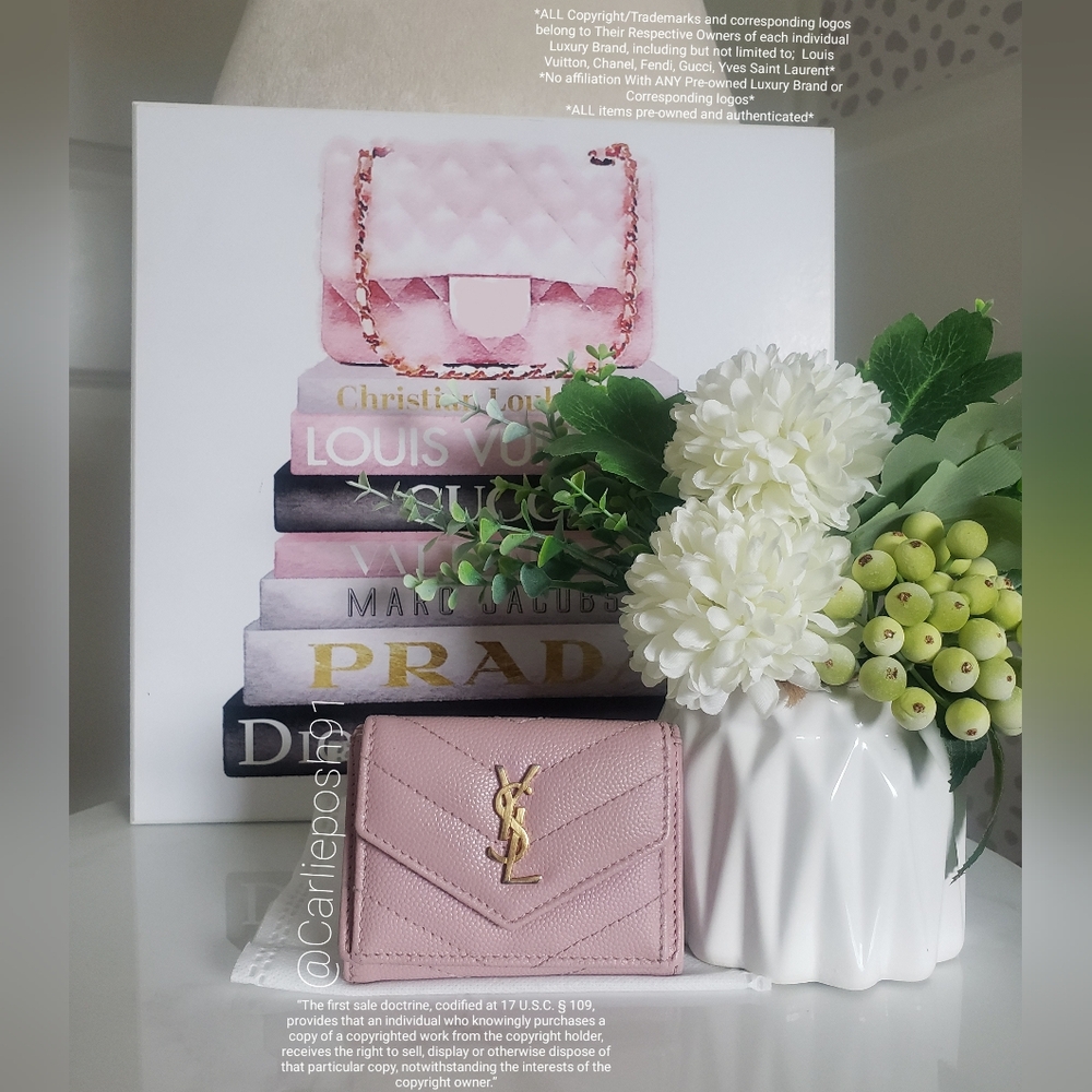 *SOLD* Authentic Pre-owned Yves Saint Laurent Compact Trifold Wallet - Picture 1 of 13